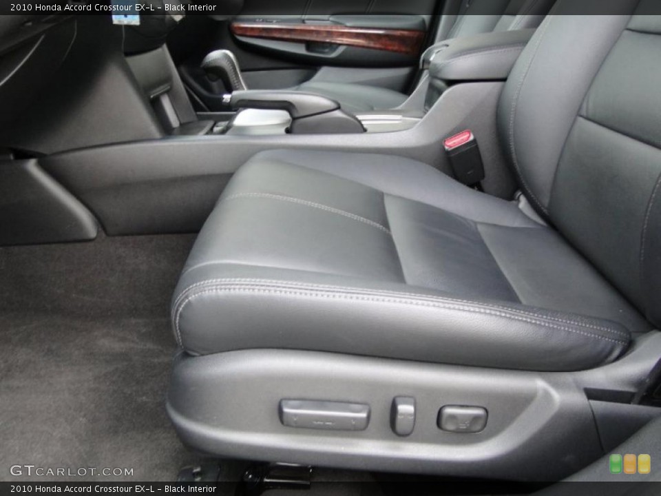 Black Interior Photo for the 2010 Honda Accord Crosstour EX-L #46138438