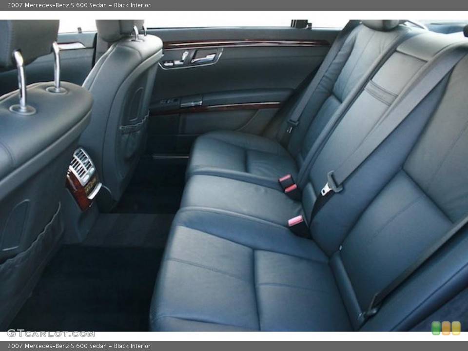 Black Interior Photo for the 2007 Mercedes-Benz S 600 Sedan #46141711