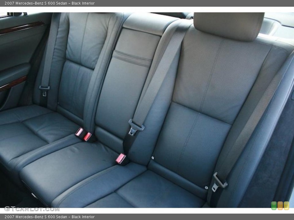 Black Interior Photo for the 2007 Mercedes-Benz S 600 Sedan #46141906