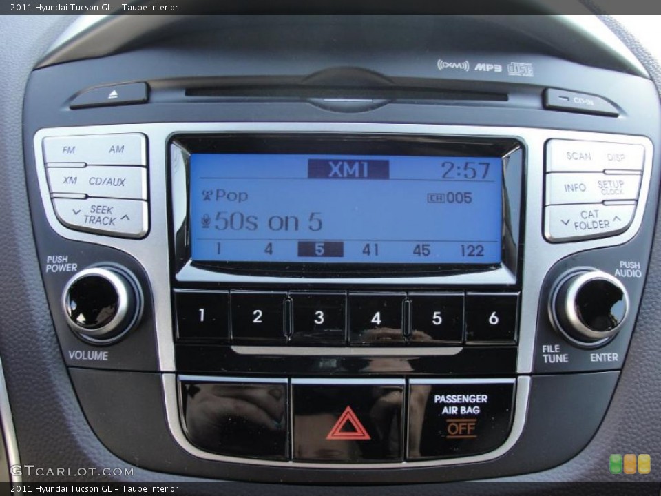 Taupe Interior Controls for the 2011 Hyundai Tucson GL #46142611