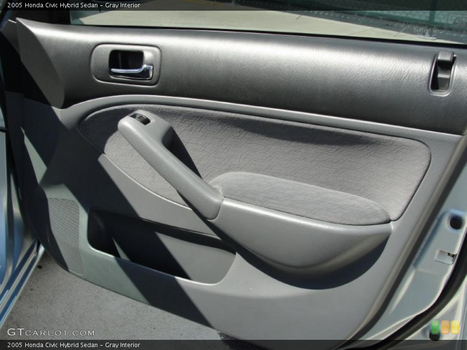 Gray Interior Door Panel for the 2005 Honda Civic Hybrid Sedan #46144042
