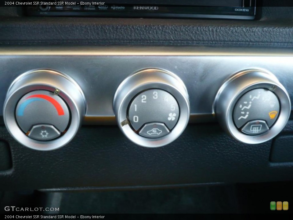 Ebony Interior Controls for the 2004 Chevrolet SSR  #46162893