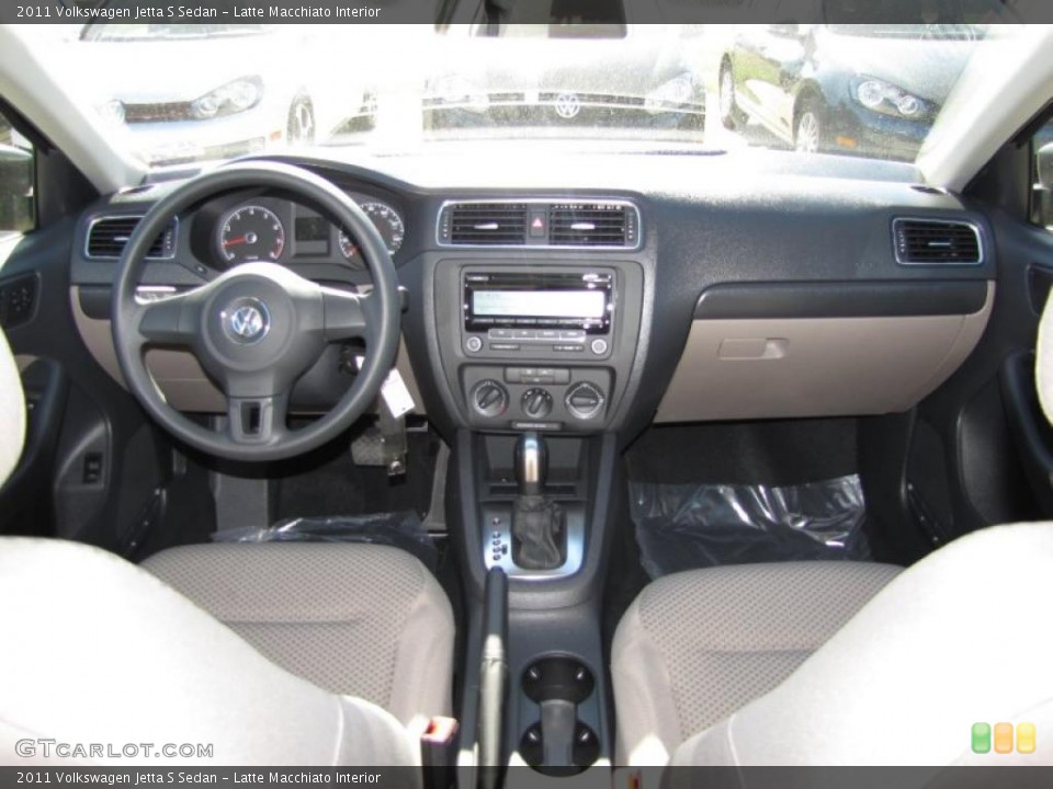 Latte Macchiato Interior Photo for the 2011 Volkswagen Jetta S Sedan #46165343