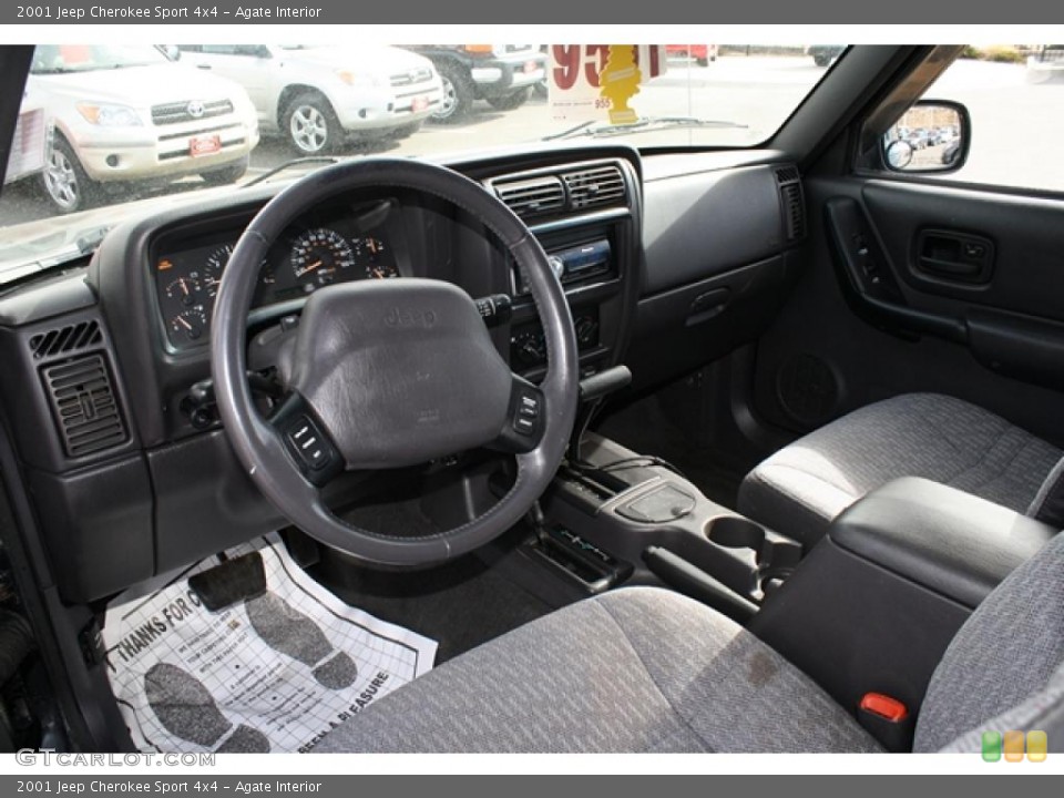 Agate Interior Photo for the 2001 Jeep Cherokee Sport 4x4 #46175124