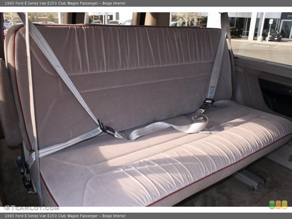Beige Interior Photo for the 1993 Ford E Series Van E150 Club Wagon Passenger #46176063
