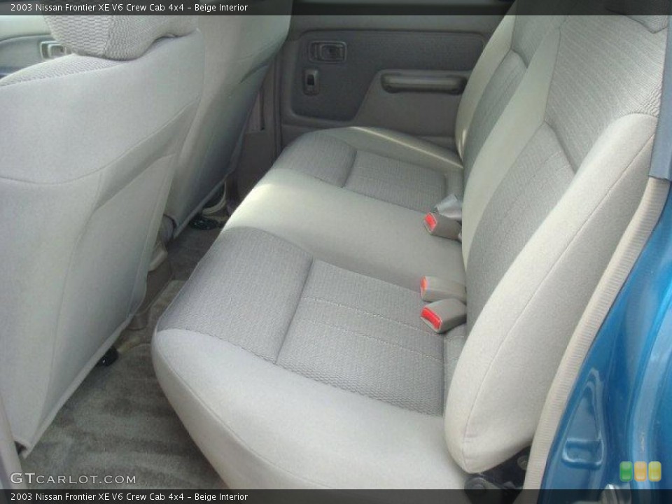 Beige 2003 Nissan Frontier Interiors
