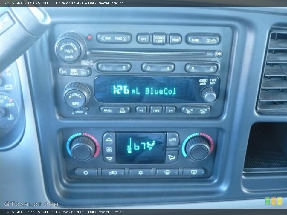 Dark Pewter Interior Controls for the 2006 GMC Sierra 2500HD SLT Crew Cab 4x4 #46181076
