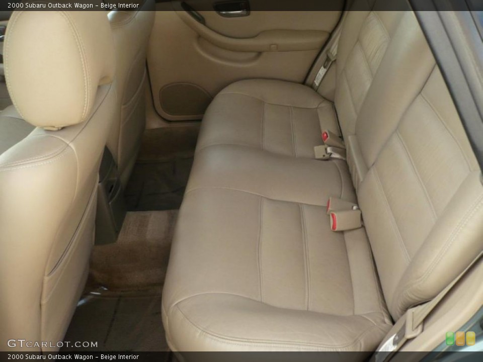Beige Interior Photo for the 2000 Subaru Outback Wagon #46181436