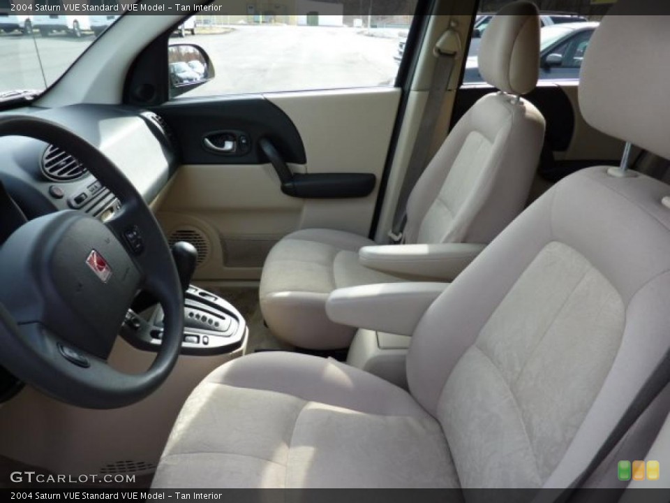Tan Interior Photo for the 2004 Saturn VUE  #46184676