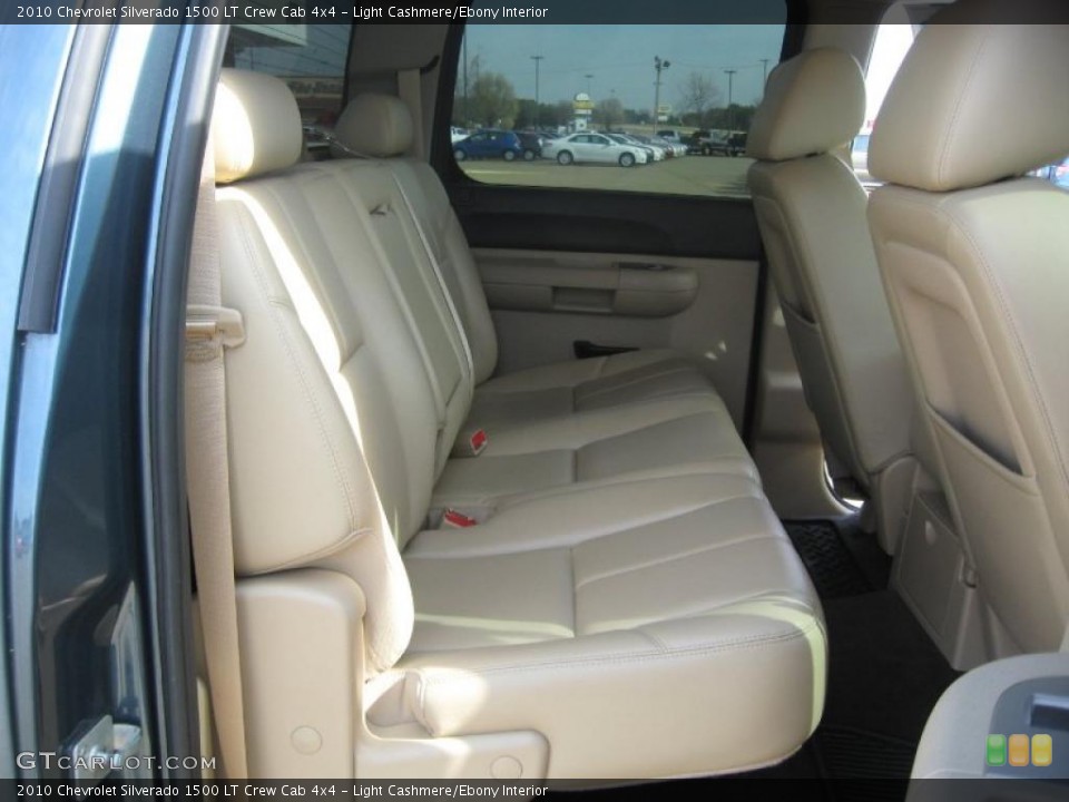 Light Cashmere/Ebony Interior Photo for the 2010 Chevrolet Silverado 1500 LT Crew Cab 4x4 #46191905