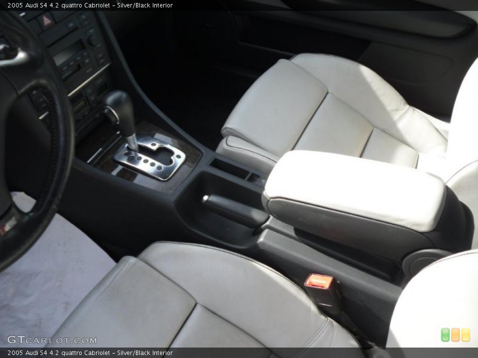 Silver/Black Interior Photo for the 2005 Audi S4 4.2 quattro Cabriolet #46199450