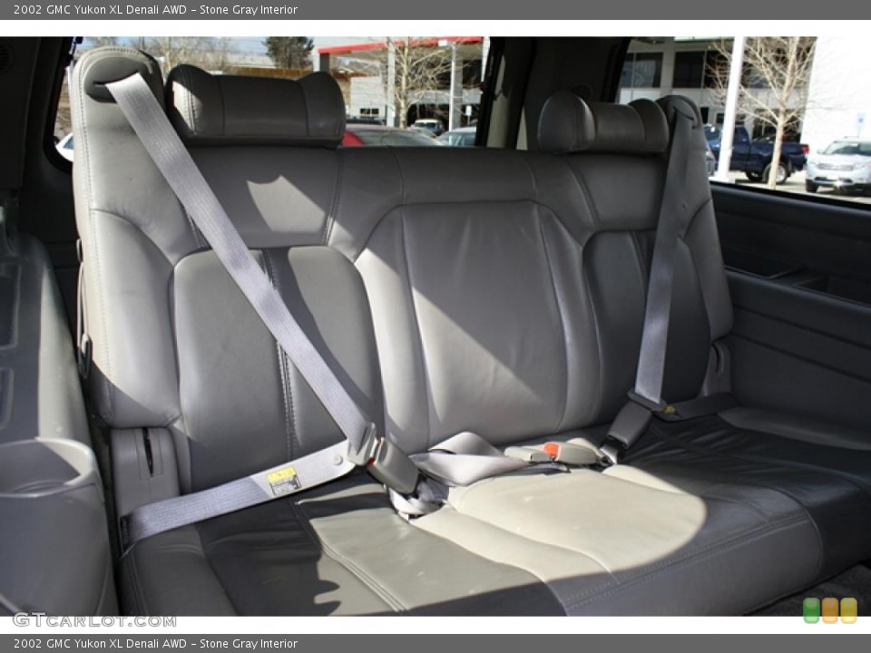 Stone Gray Interior Photo for the 2002 GMC Yukon XL Denali AWD #46202444