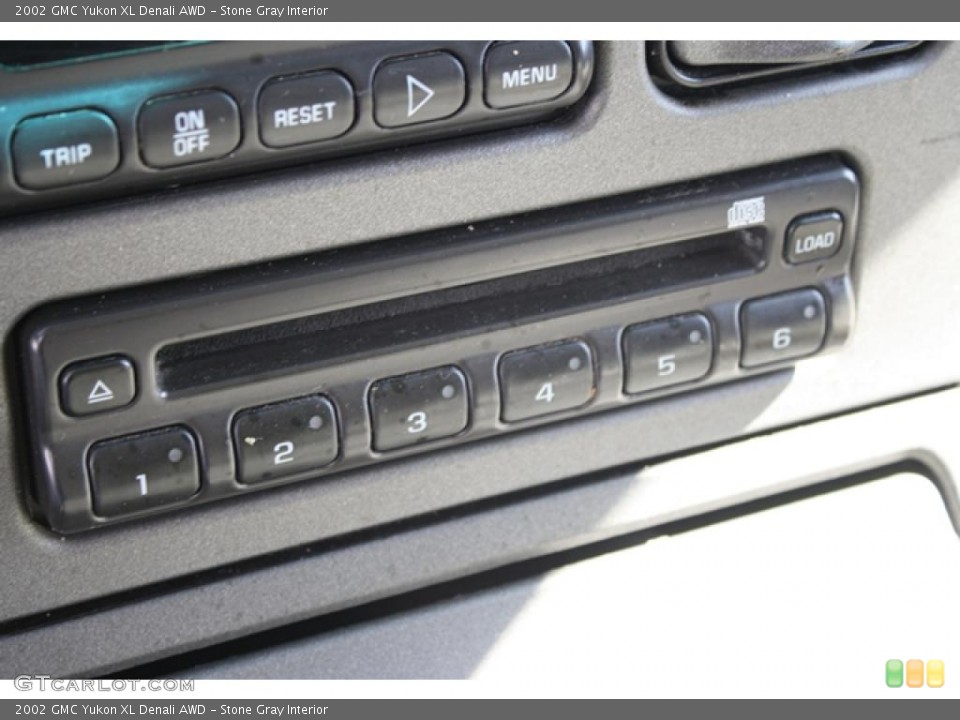 Stone Gray Interior Controls for the 2002 GMC Yukon XL Denali AWD #46202543