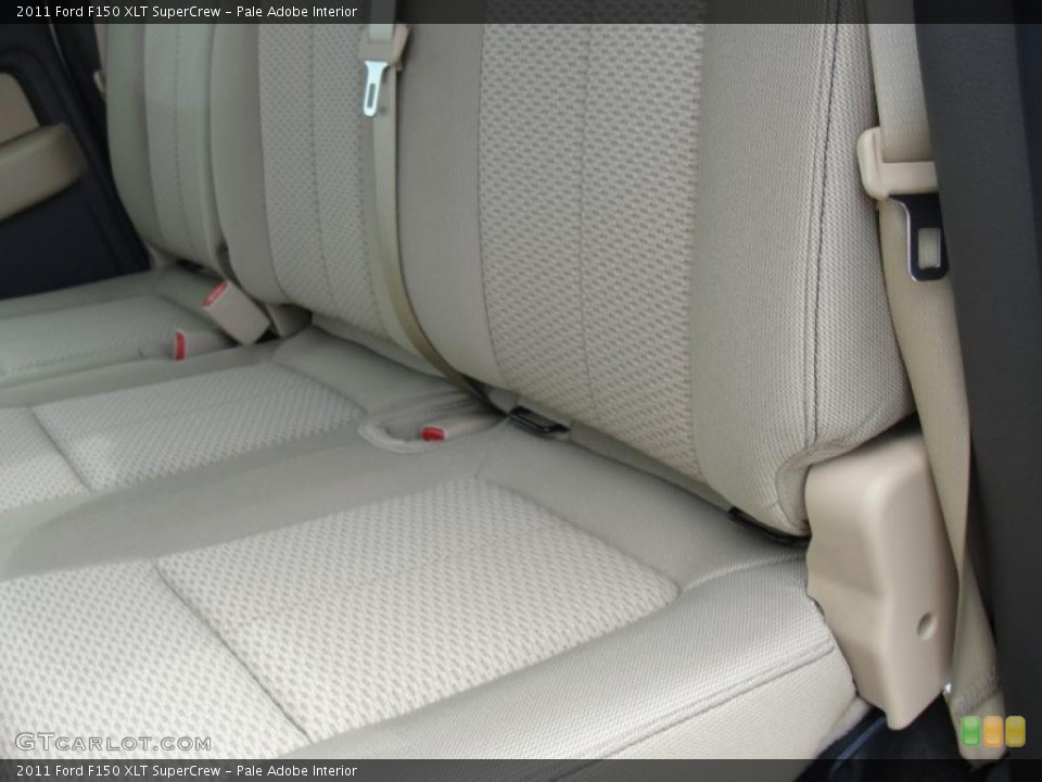 Pale Adobe Interior Photo for the 2011 Ford F150 XLT SuperCrew #46202573