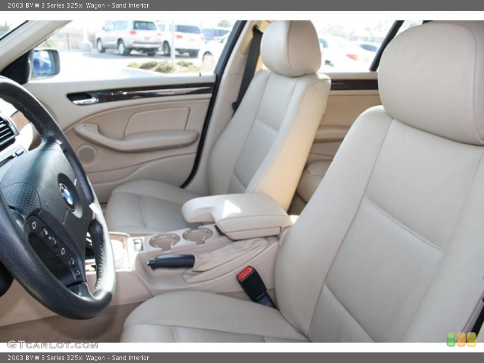 Sand Interior Photo for the 2003 BMW 3 Series 325xi Wagon #46202798