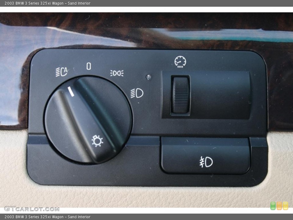 Sand Interior Controls for the 2003 BMW 3 Series 325xi Wagon #46202903