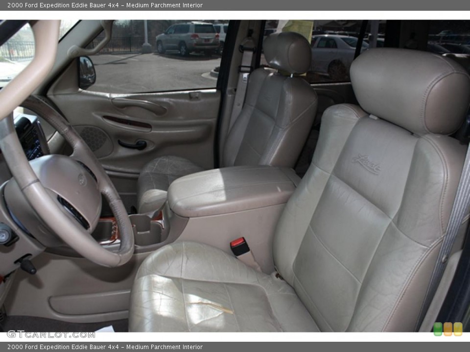 Medium Parchment Interior Photo for the 2000 Ford Expedition Eddie Bauer 4x4 #46204136