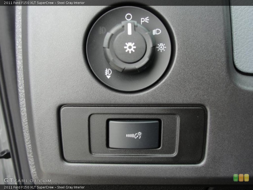 Steel Gray Interior Controls for the 2011 Ford F150 XLT SuperCrew #46204208