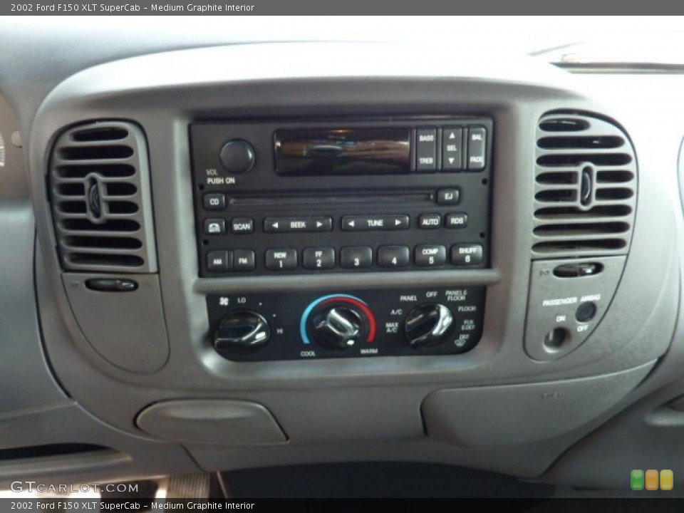 Medium Graphite Interior Controls for the 2002 Ford F150 XLT SuperCab #46205900
