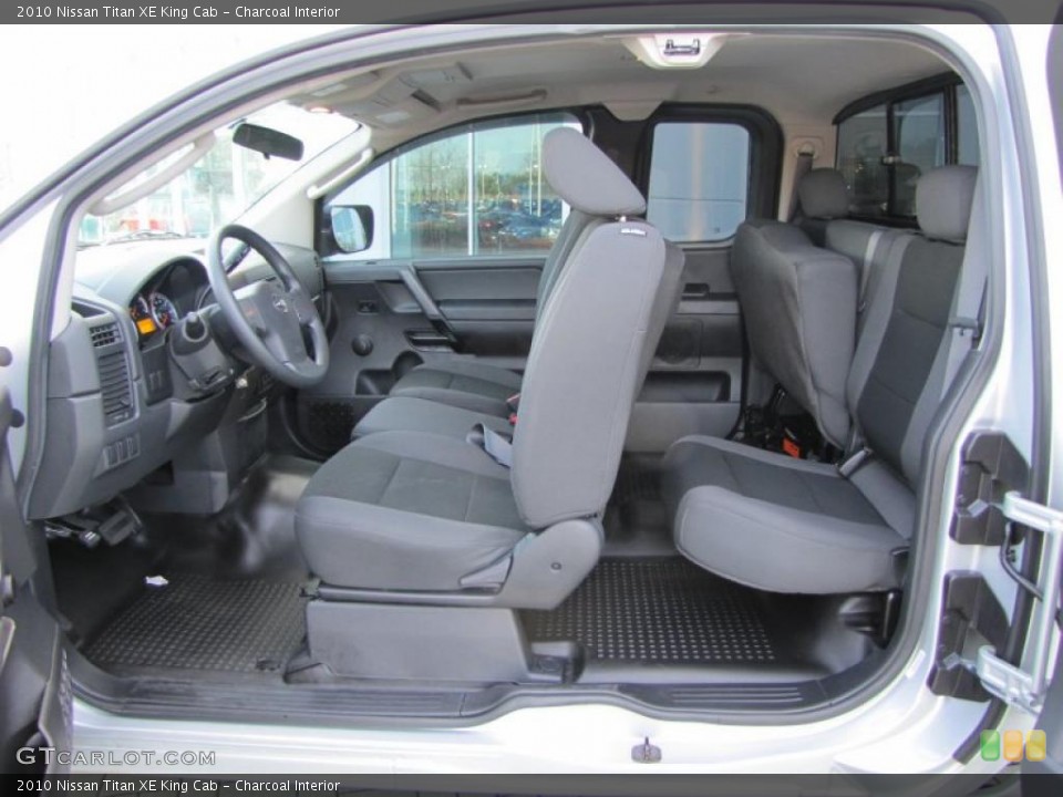 Charcoal Interior Photo for the 2010 Nissan Titan XE King Cab #46216559