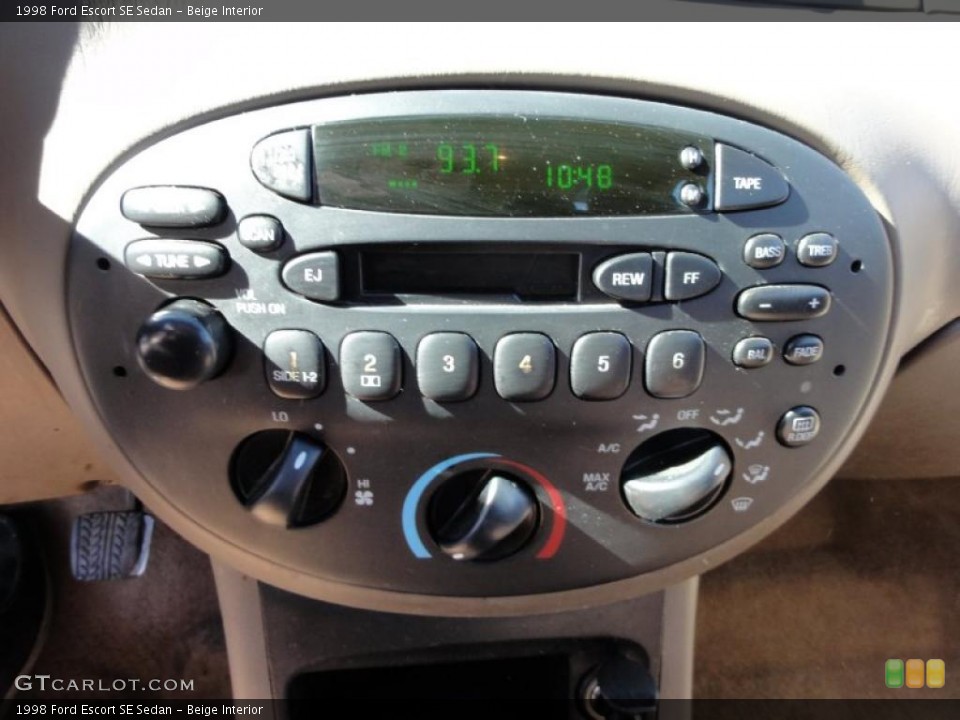 Beige Interior Controls for the 1998 Ford Escort SE Sedan #46218158
