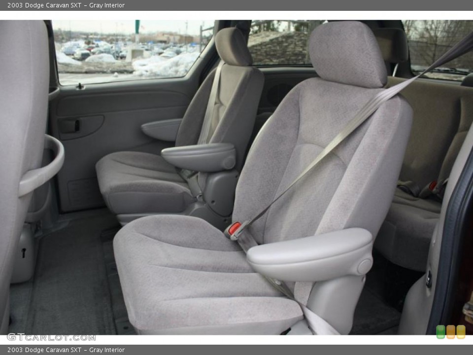 Gray Interior Photo for the 2003 Dodge Caravan SXT #46222838