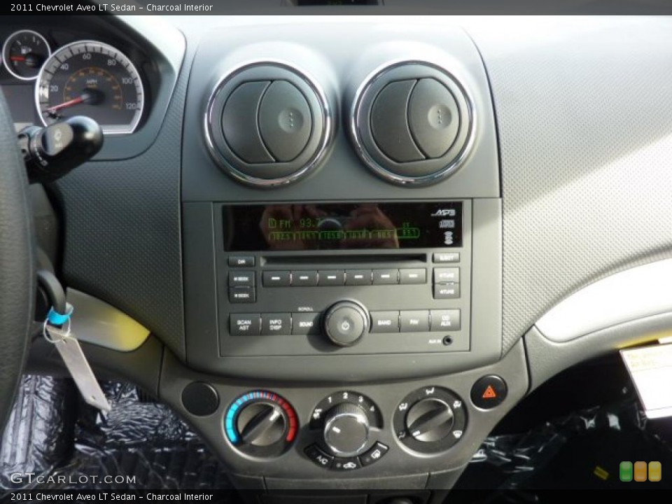 Charcoal Interior Controls for the 2011 Chevrolet Aveo LT Sedan #46224113