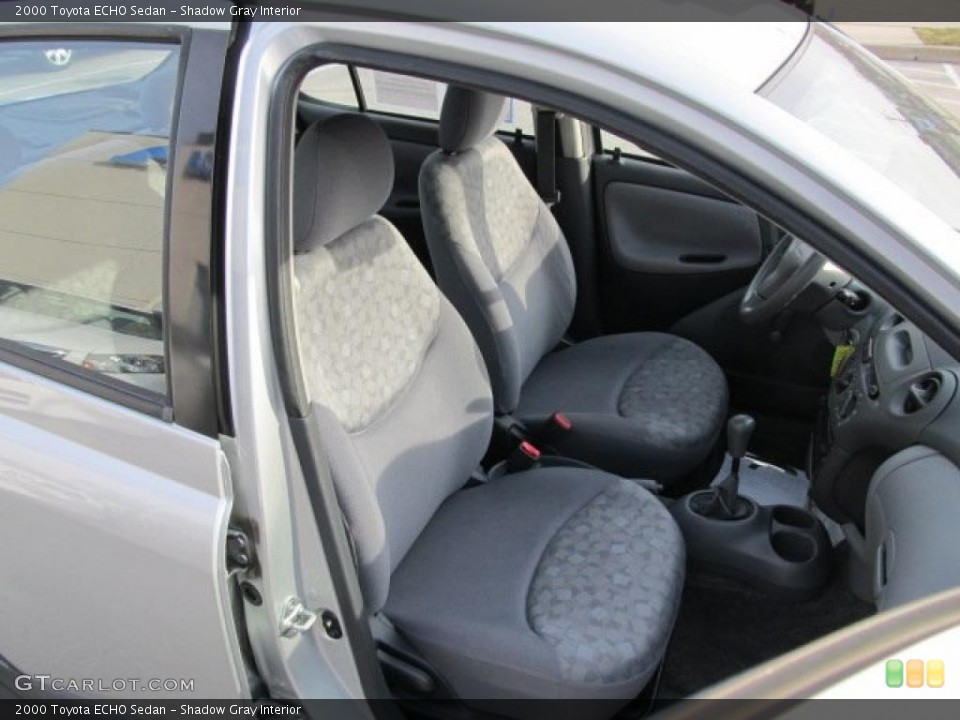 Shadow Gray Interior Photo for the 2000 Toyota ECHO Sedan #46225607