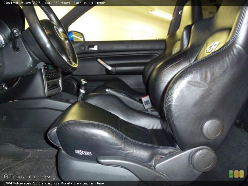 Black Leather Interior Photo for the 2004 Volkswagen R32  #46227887