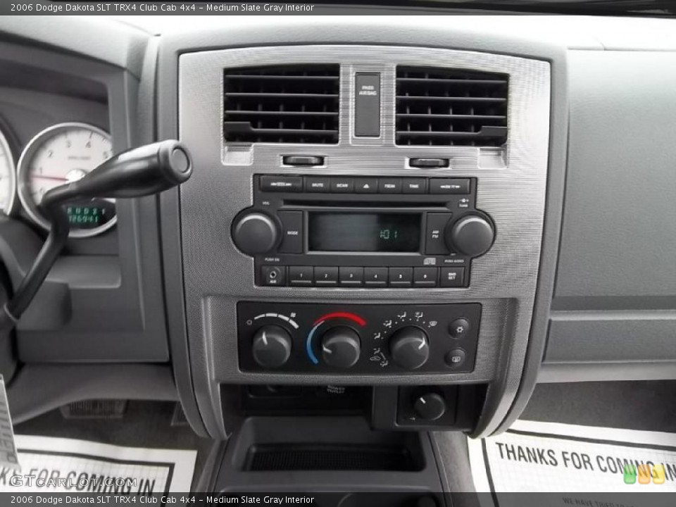 Medium Slate Gray Interior Controls for the 2006 Dodge Dakota SLT TRX4 Club Cab 4x4 #46233653