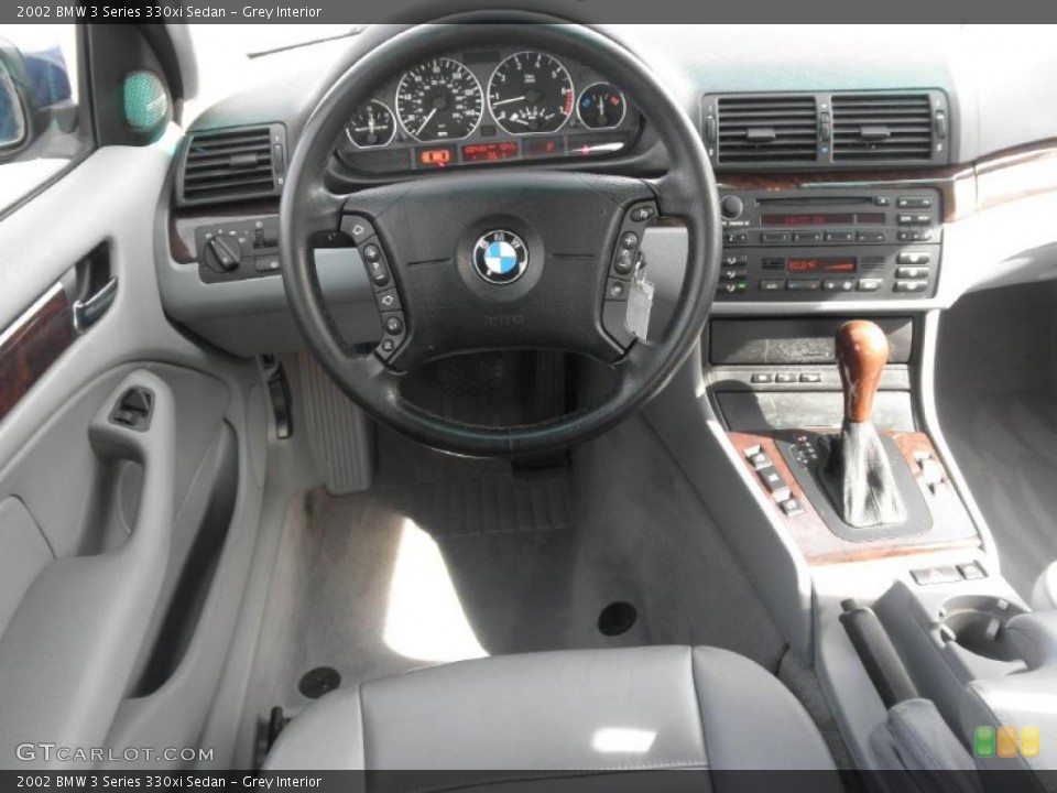 Grey Interior Dashboard for the 2002 BMW 3 Series 330xi Sedan #46236869