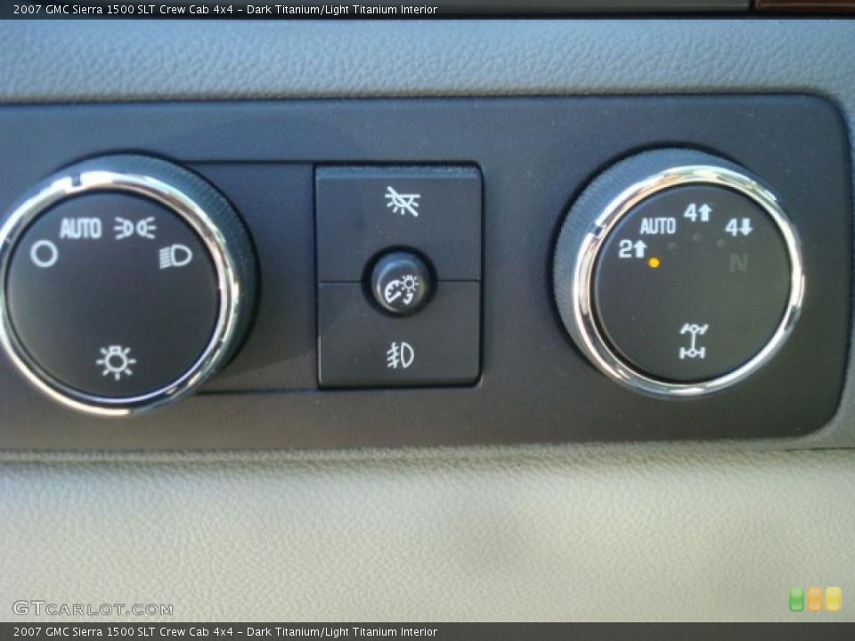 Dark Titanium/Light Titanium Interior Controls for the 2007 GMC Sierra 1500 SLT Crew Cab 4x4 #46237370