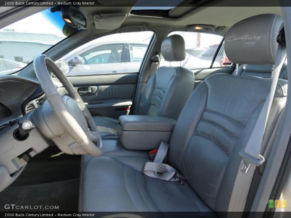 Medium Gray Interior Photo for the 2000 Buick Century Limited #46256332