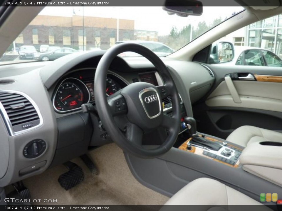 Limestone Grey Interior Photo for the 2007 Audi Q7 4.2 Premium quattro #46259665