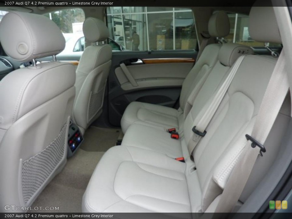 Limestone Grey Interior Photo for the 2007 Audi Q7 4.2 Premium quattro #46259689