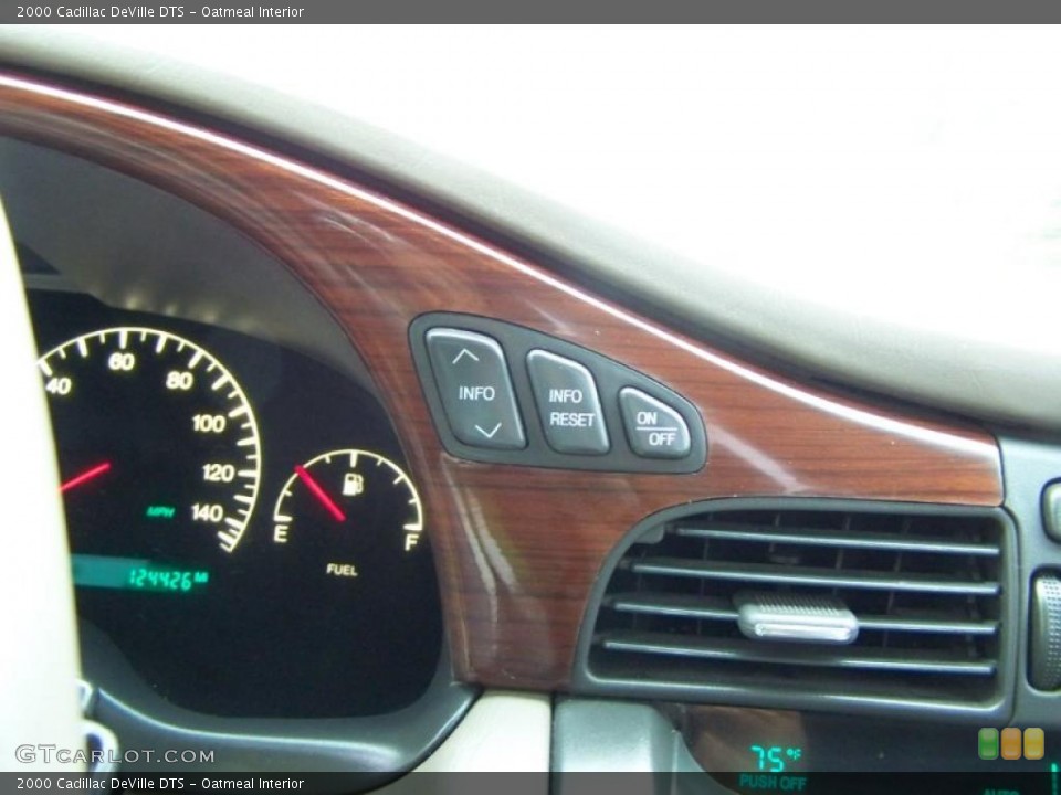 Oatmeal Interior Controls for the 2000 Cadillac DeVille DTS #46260895