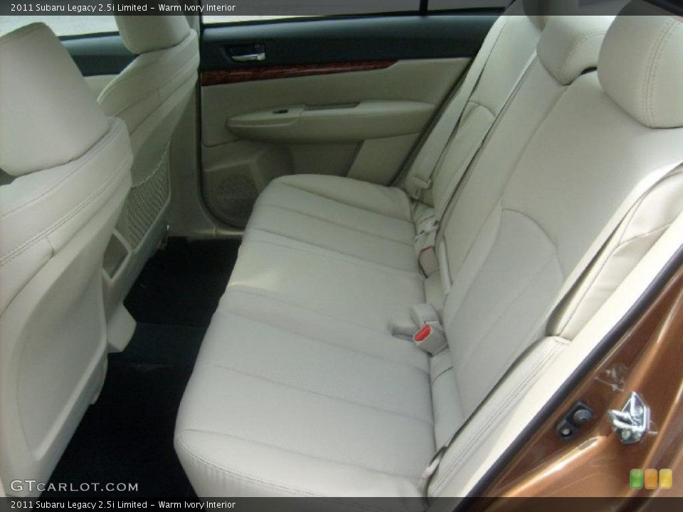 Warm Ivory Interior Photo for the 2011 Subaru Legacy 2.5i Limited #46261627