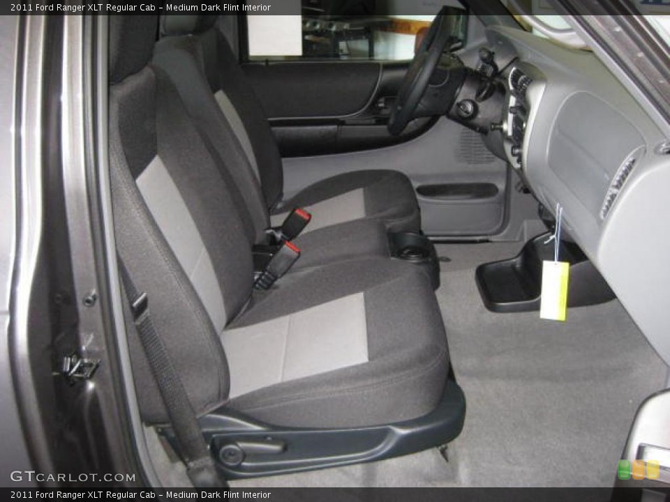 Medium Dark Flint Interior Photo for the 2011 Ford Ranger XLT Regular Cab #46263217