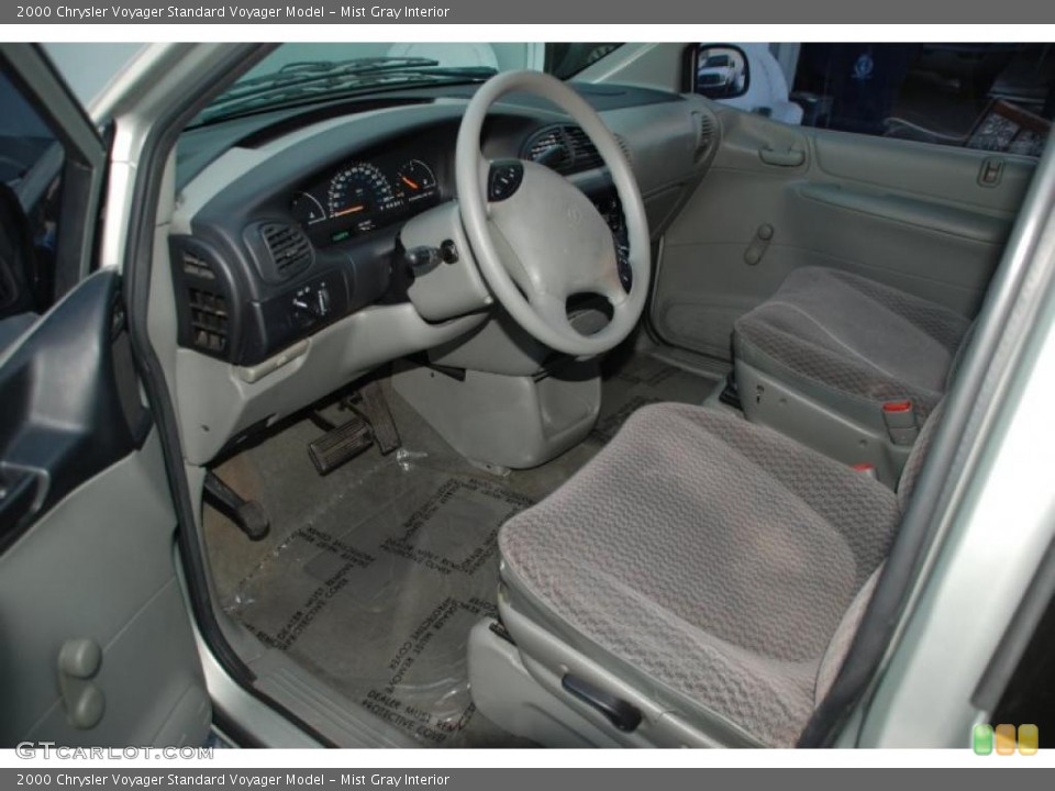 Mist Gray Interior Photo for the 2000 Chrysler Voyager  #46265392