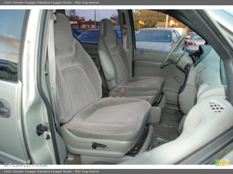 Mist Gray Interior Photo for the 2000 Chrysler Voyager  #46265431