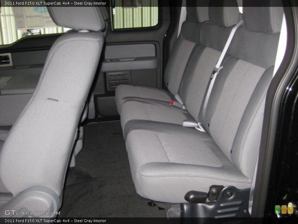 Steel Gray Interior Photo for the 2011 Ford F150 XLT SuperCab 4x4 #46266172