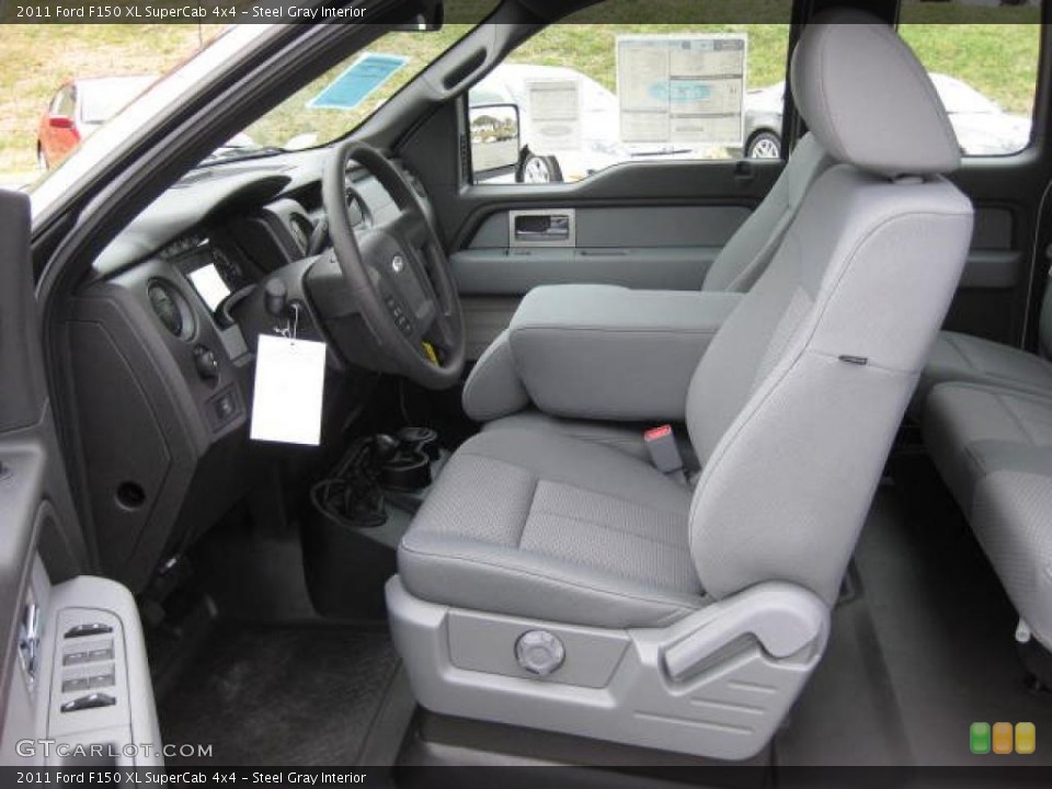 Steel Gray Interior Photo for the 2011 Ford F150 XL SuperCab 4x4 #46266325