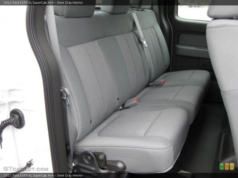 Steel Gray Interior Photo for the 2011 Ford F150 XL SuperCab 4x4 #46266379