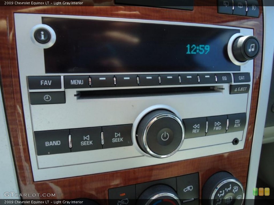 Light Gray Interior Controls for the 2009 Chevrolet Equinox LT #46267591