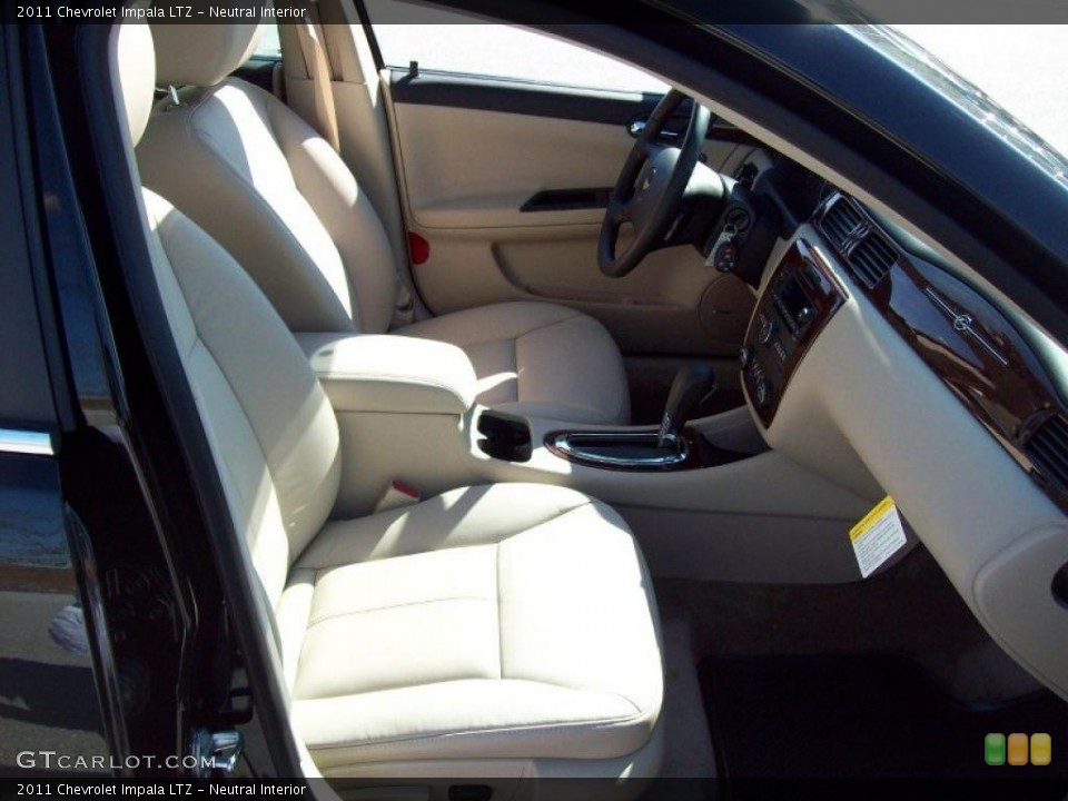 Neutral Interior Photo for the 2011 Chevrolet Impala LTZ #46267738