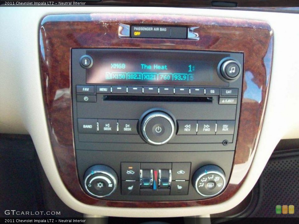 Neutral Interior Controls for the 2011 Chevrolet Impala LTZ #46267765