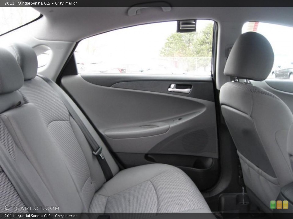 Gray Interior Photo for the 2011 Hyundai Sonata GLS #46278948