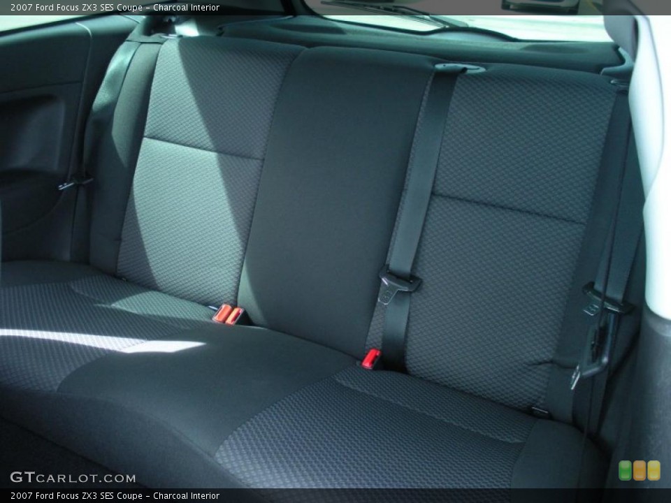 Charcoal Interior Photo for the 2007 Ford Focus ZX3 SES Coupe #46291441