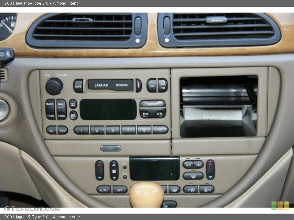 Almond Interior Controls for the 2001 Jaguar S-Type 3.0 #46298449