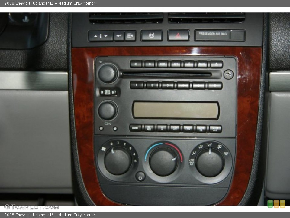 Medium Gray Interior Controls for the 2008 Chevrolet Uplander LS #46298743